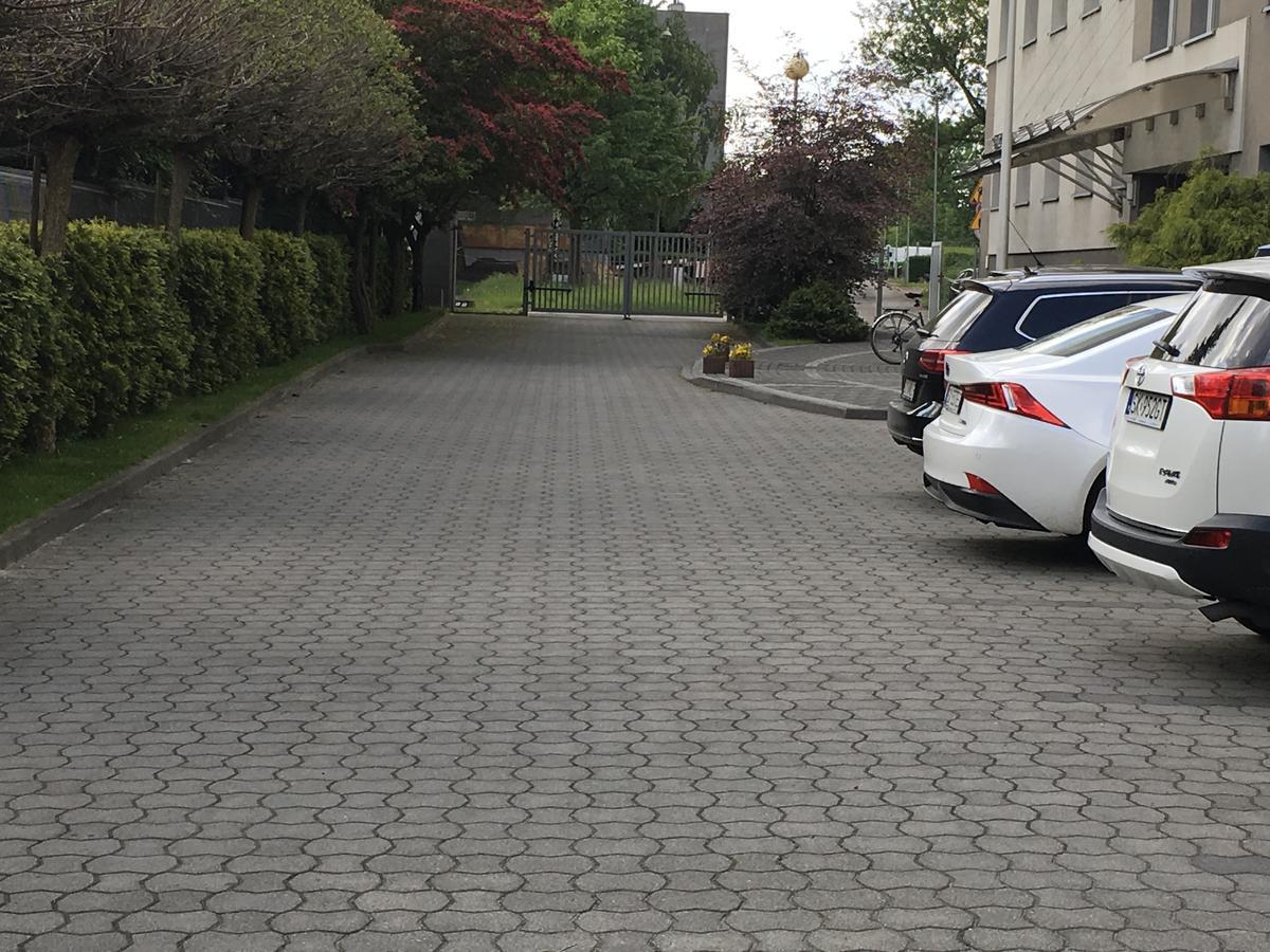Gosciniec Tombor Apart otel Katoviçe Dış mekan fotoğraf